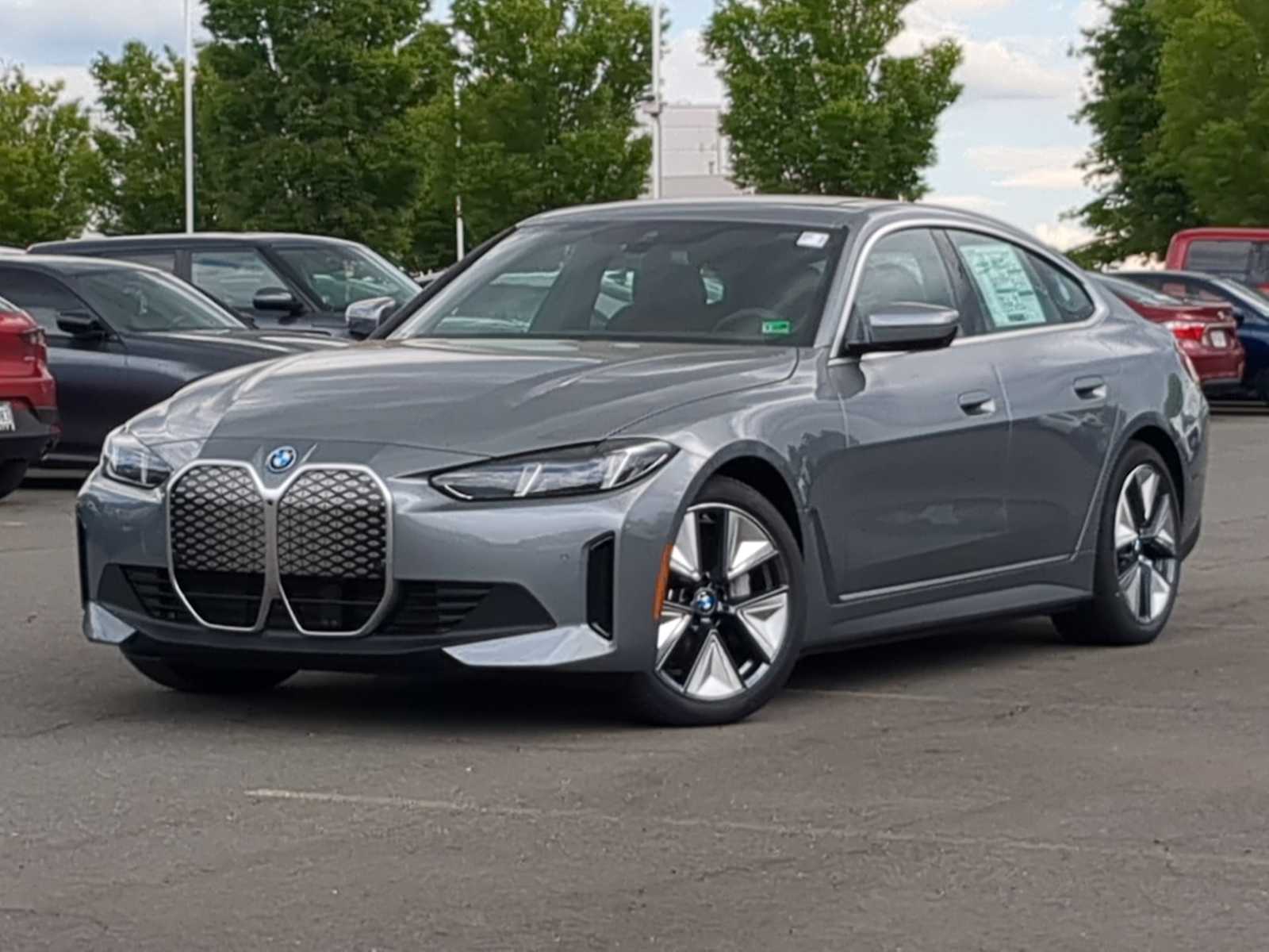 2025 BMW i4 xDrive40 -
                  Sterling, VA