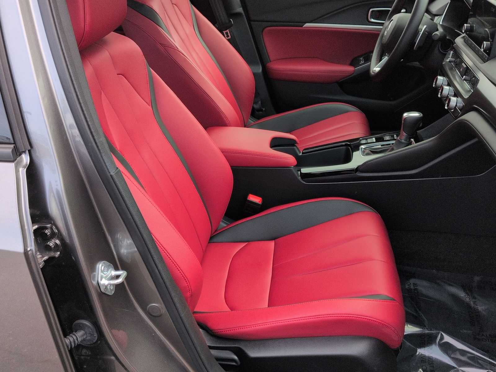 Thumbnail: 2025 Acura Integra - 24