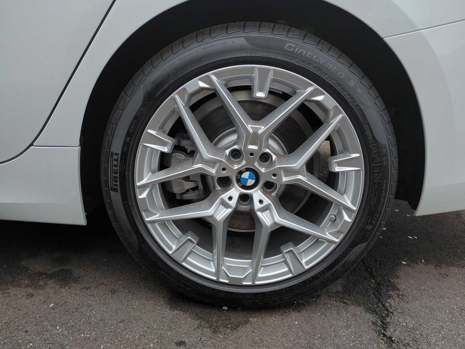 Thumbnail: 2025 BMW 3 Series - 13