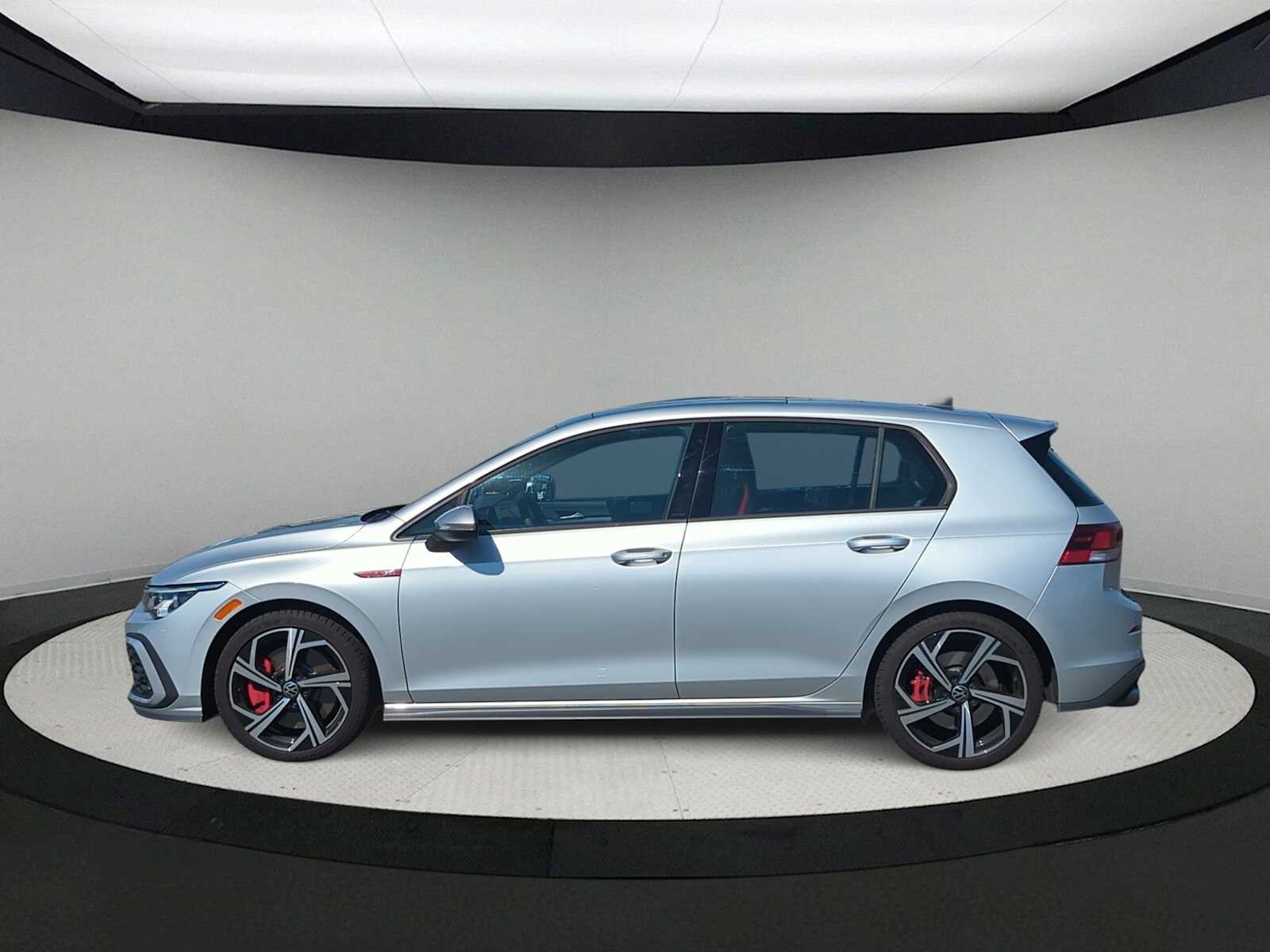 Thumbnail: 2024 Volkswagen Golf - 5