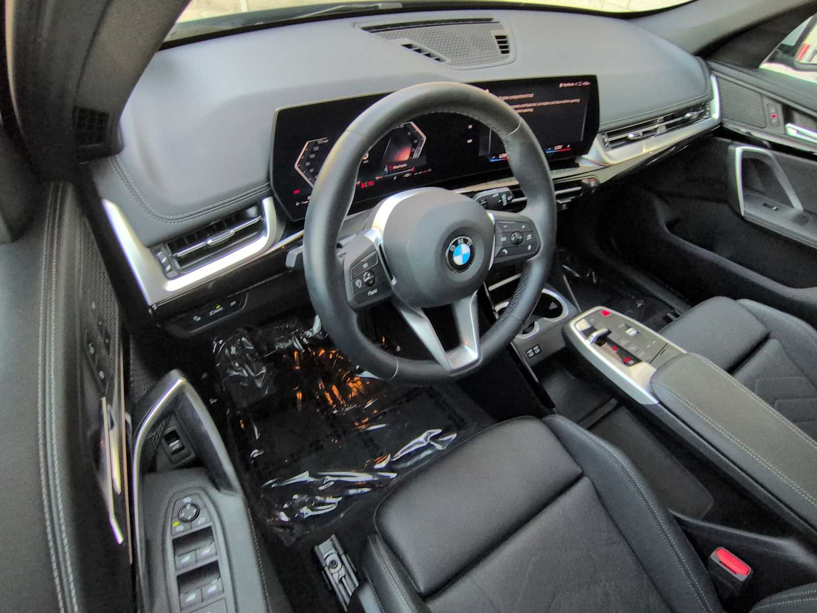 Thumbnail: 2023 BMW X1 - 10
