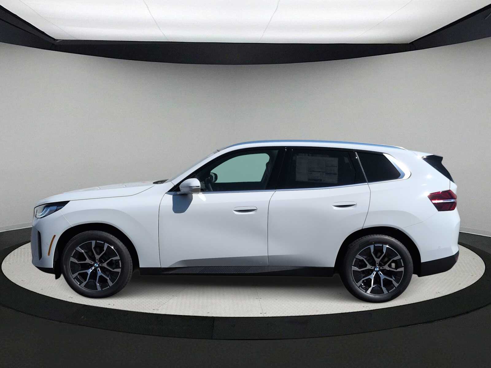 Thumbnail: 2026 BMW X3 - 5