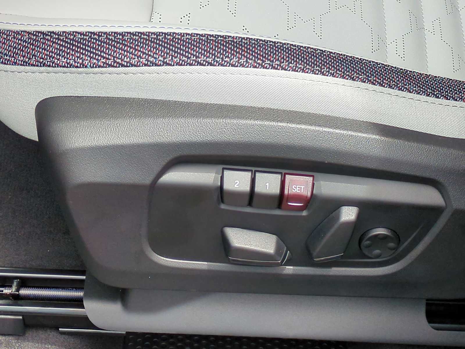 Thumbnail: 2025 MINI Cooper Countryman - 16
