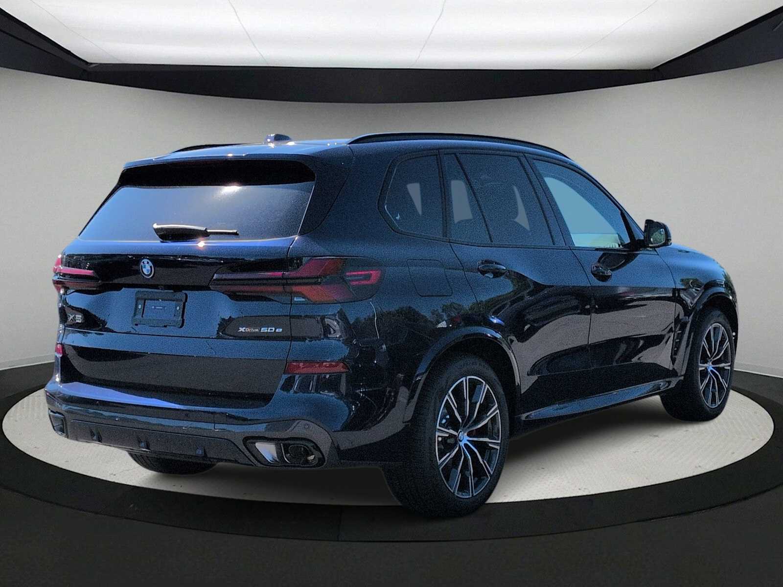 Thumbnail: 2026 BMW X5 - 8