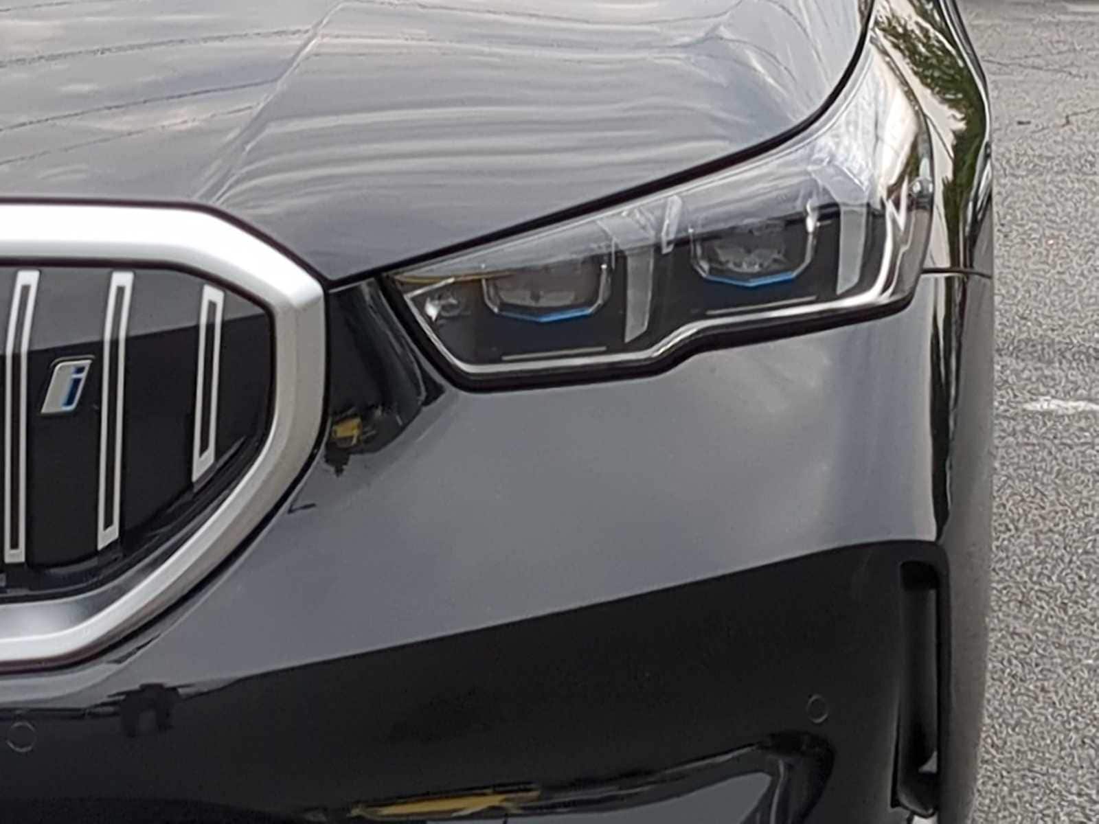 Thumbnail: 2025 BMW i5 - 11