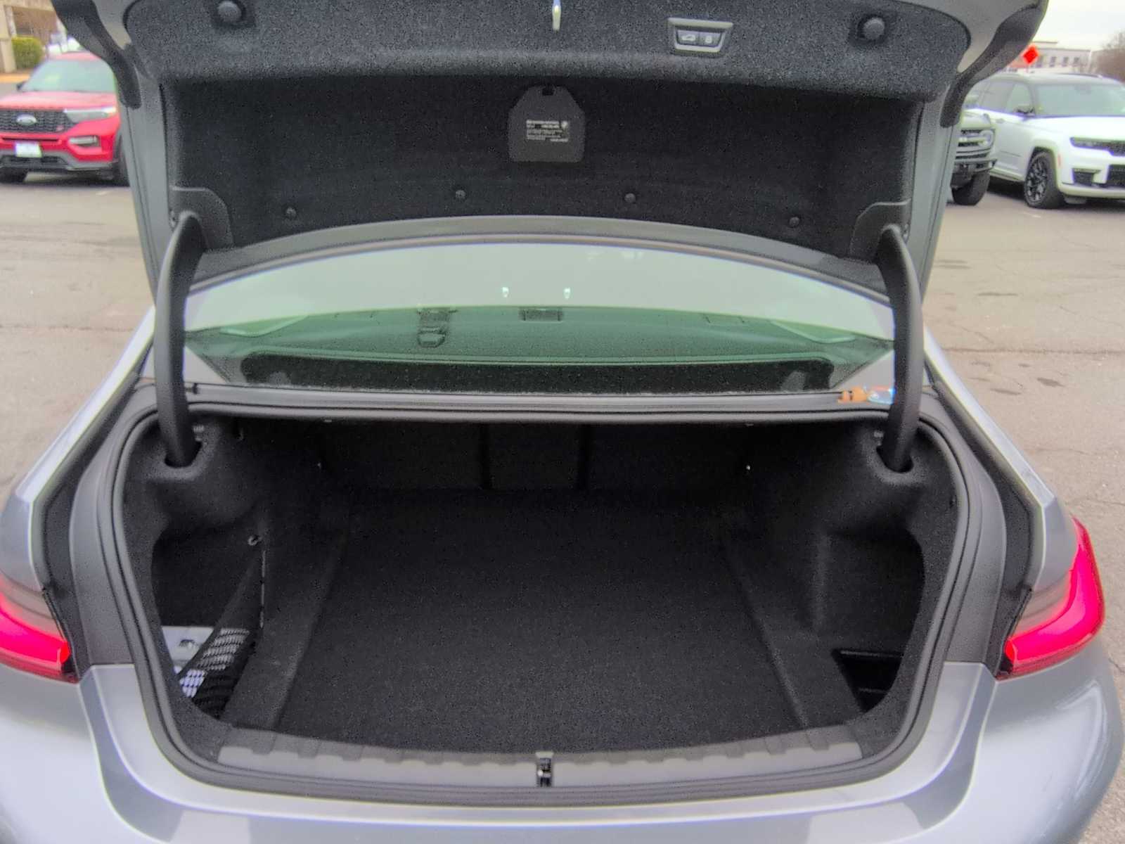 Thumbnail: 2026 BMW 3 Series - 36