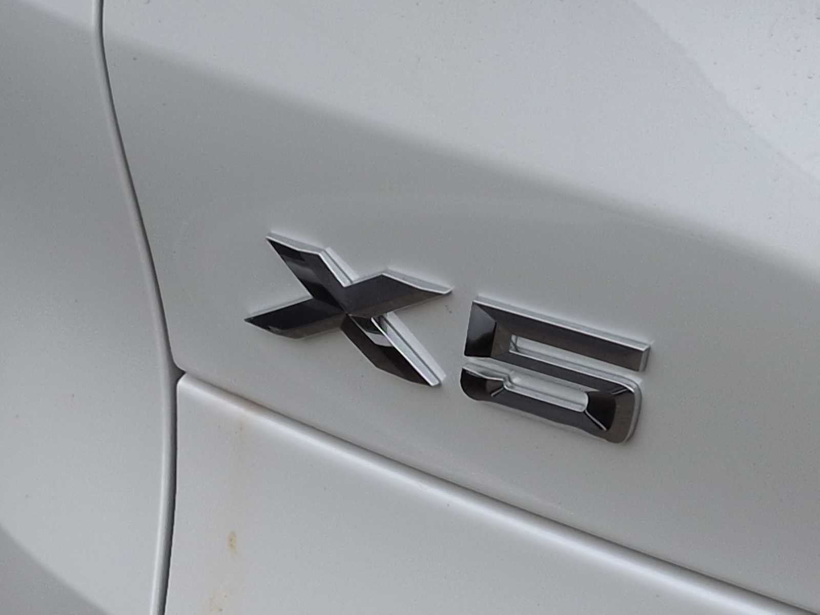 Thumbnail: 2026 BMW X5 - 13