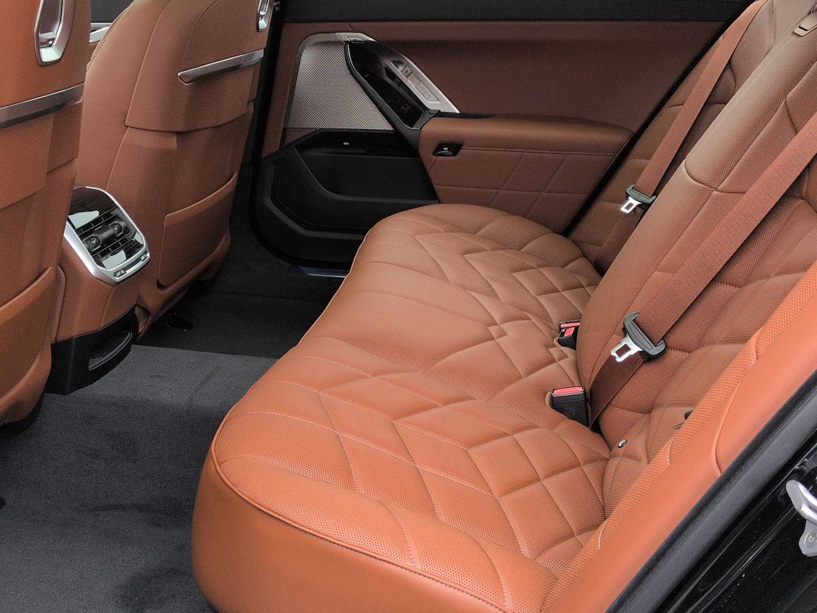 Thumbnail: 2026 BMW 7 Series - 20