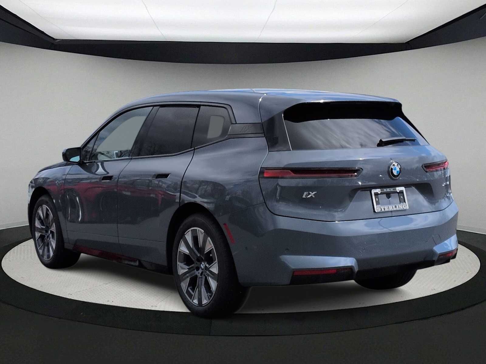 Thumbnail: 2026 BMW iX - 6