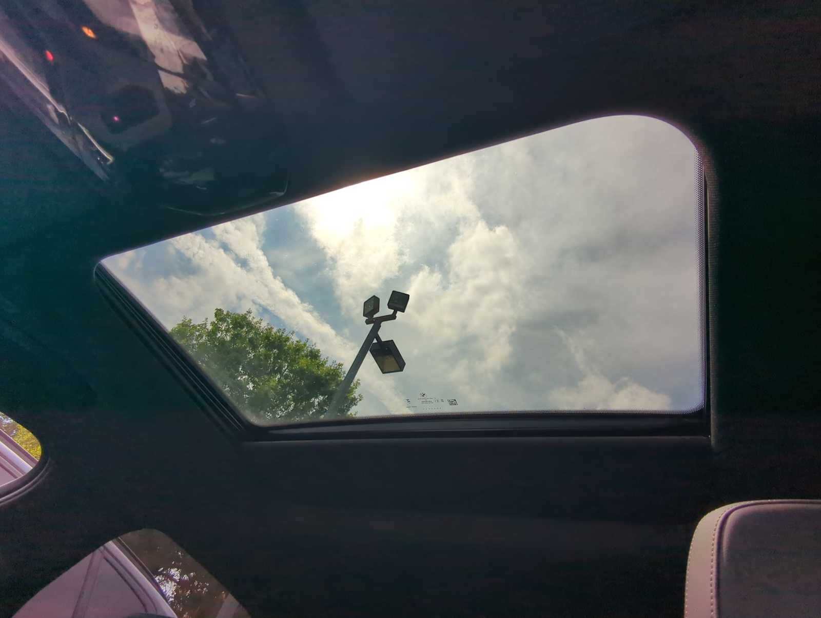 Thumbnail: 2024 BMW i5 - 19