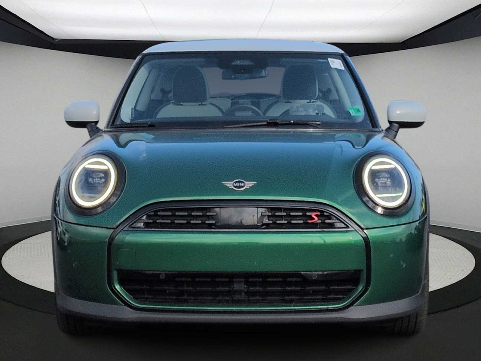 Thumbnail: 2025 MINI Cooper Hardtop - 3