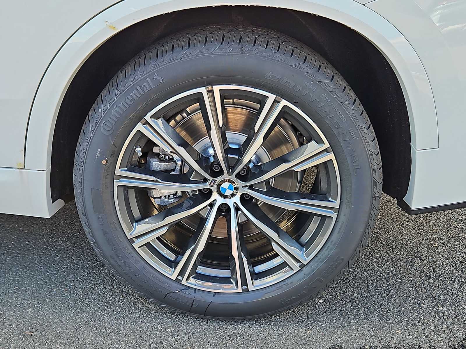 Thumbnail: 2026 BMW X5 - 14