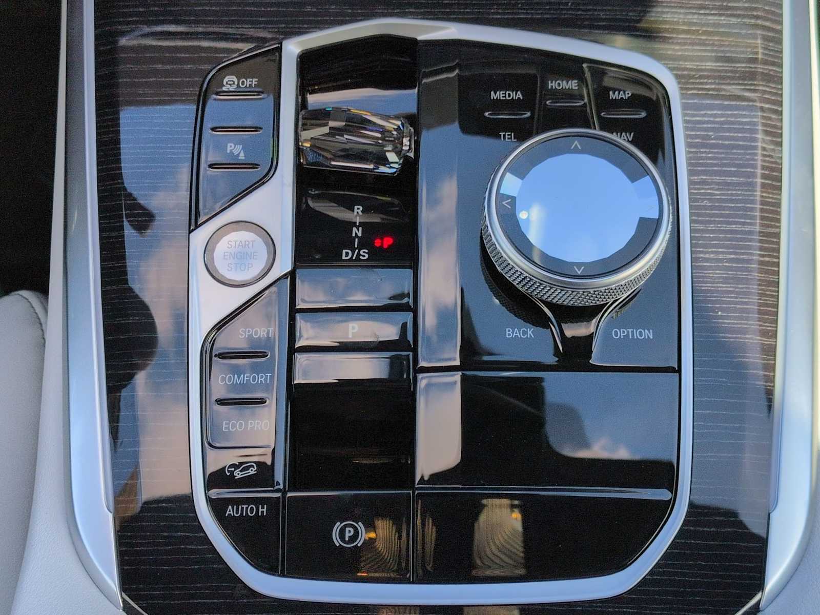 Thumbnail: 2026 BMW X5 - 35