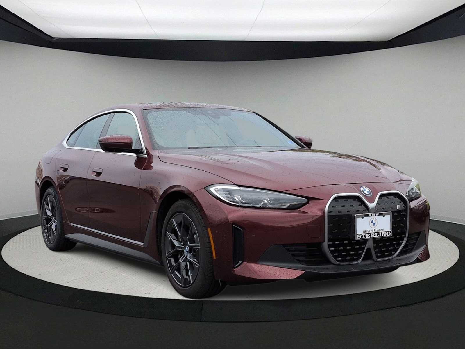 Thumbnail: 2023 BMW i4 - 2