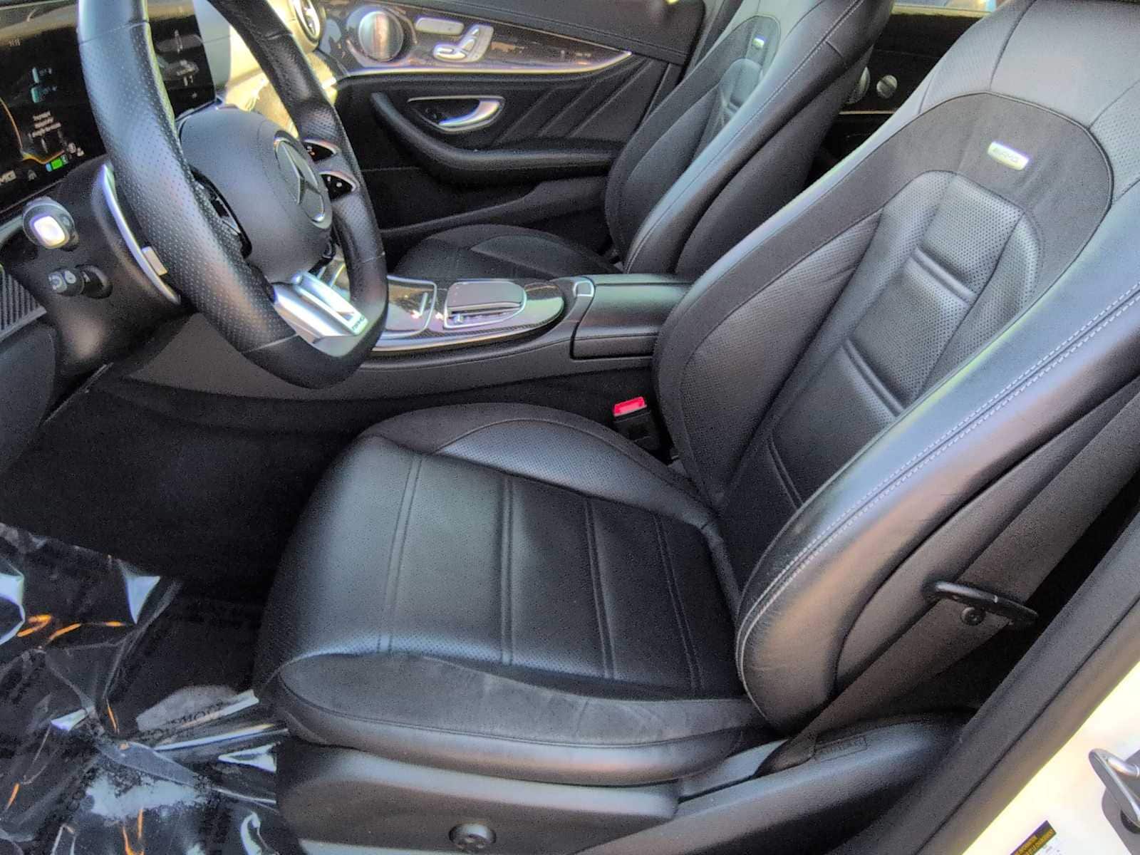 Thumbnail: 2022 Mercedes-Benz E-Class - 17