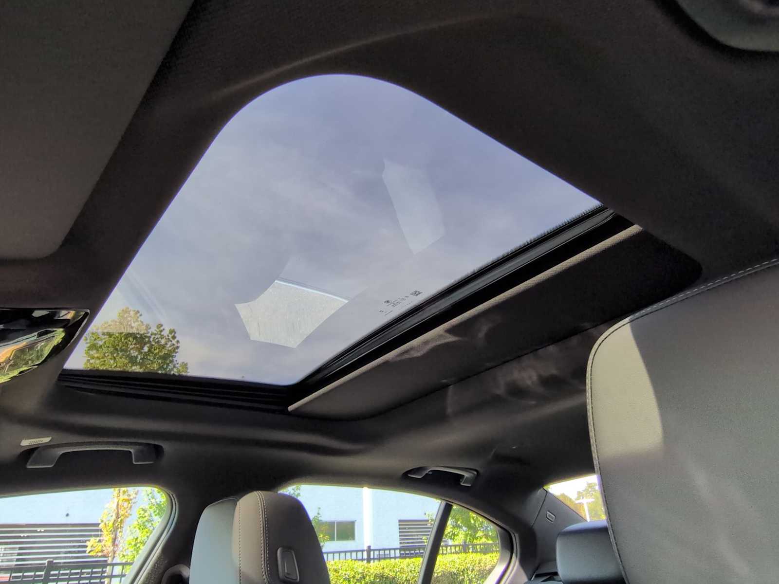 Thumbnail: 2026 BMW i5 - 20