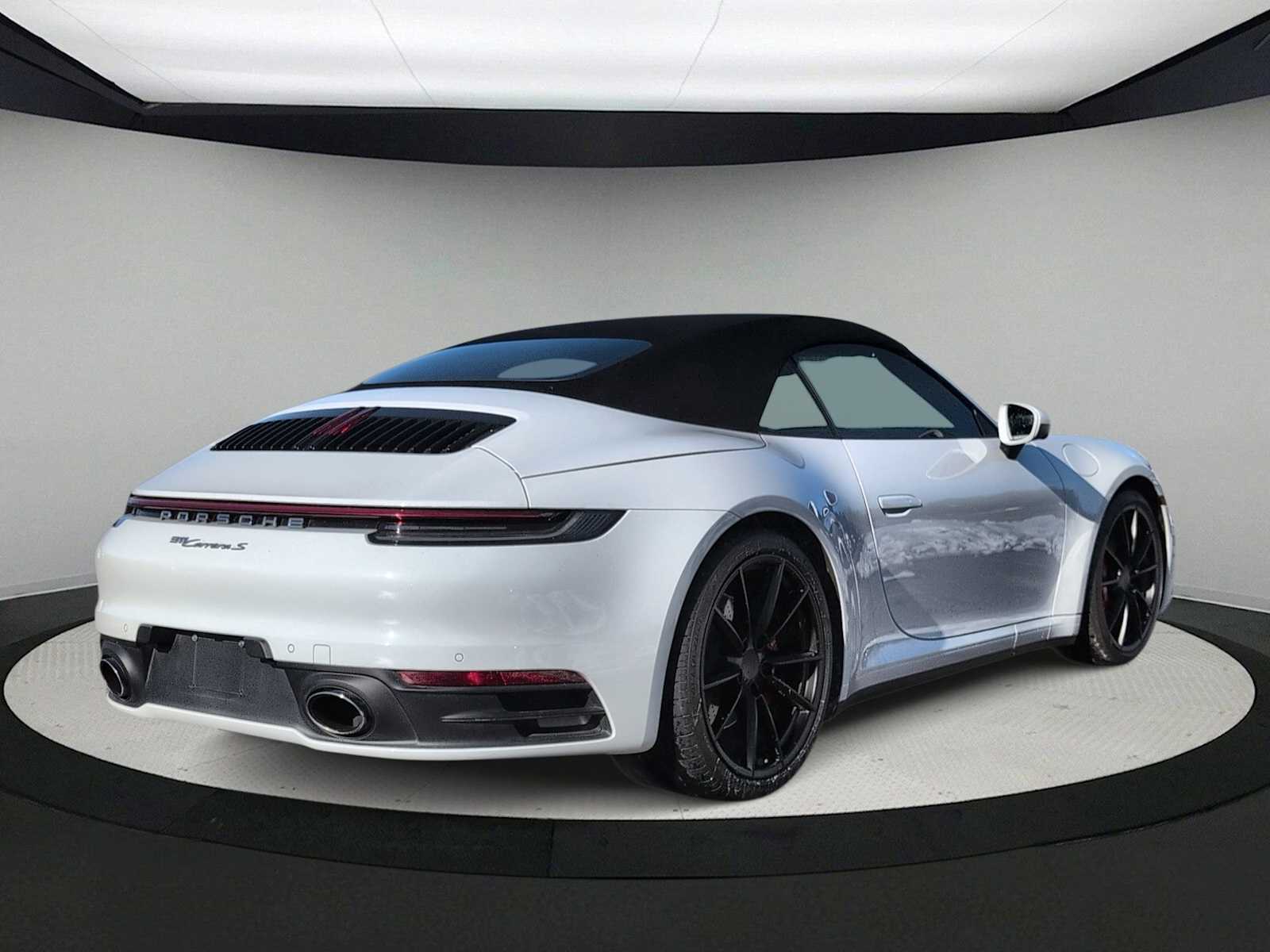 Thumbnail: 2020 Porsche 911 - 8