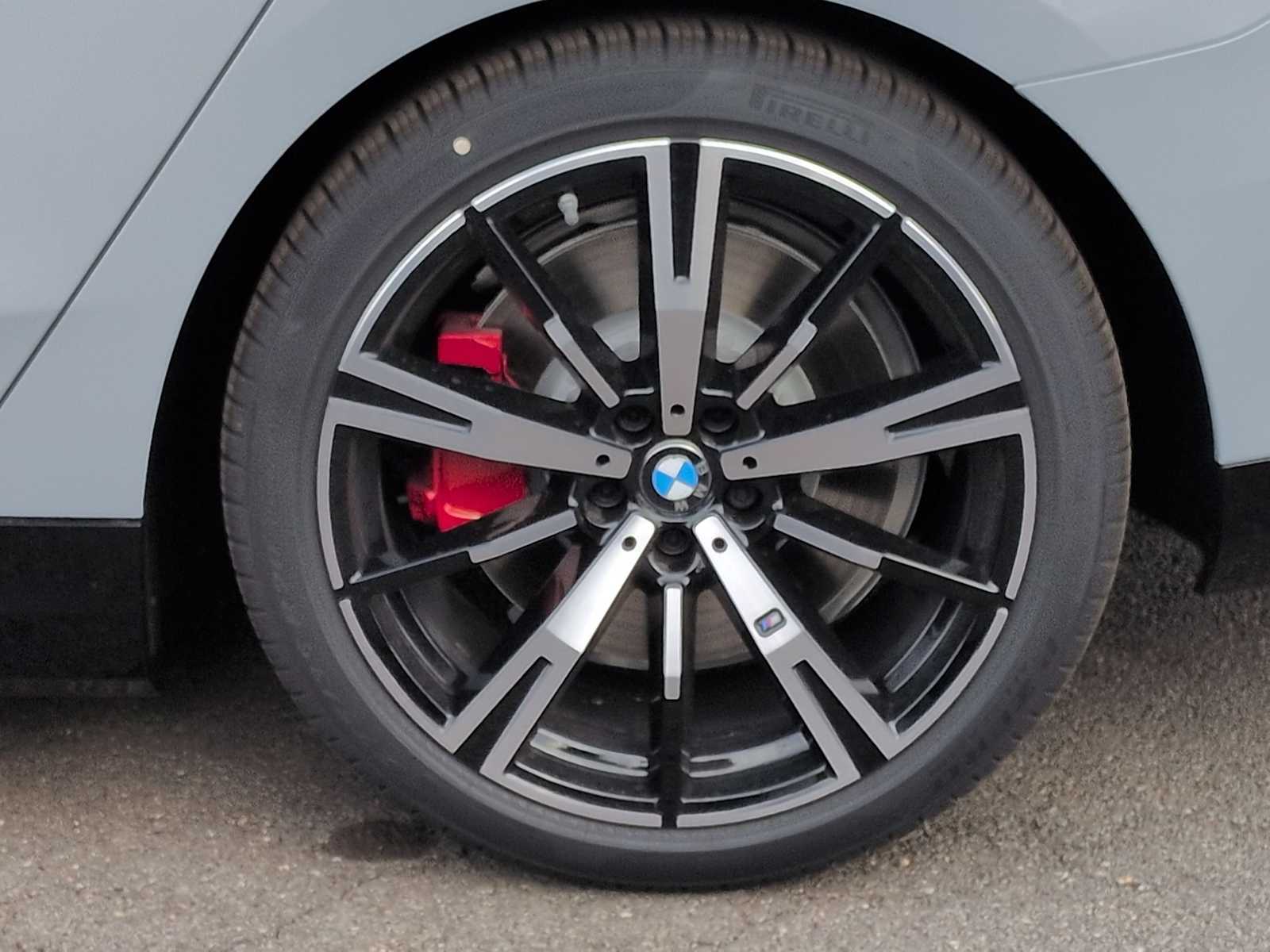 Thumbnail: 2026 BMW 5 Series - 14