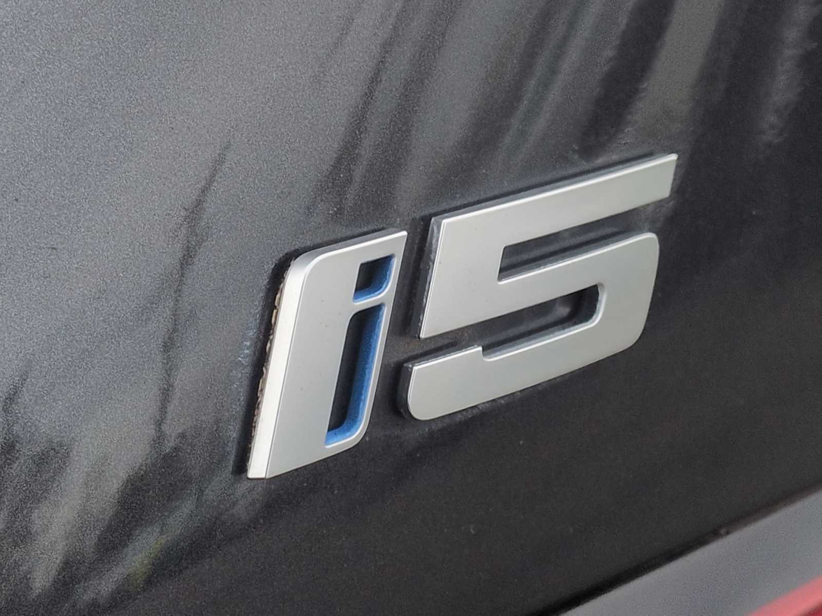 Thumbnail: 2025 BMW i5 - 13