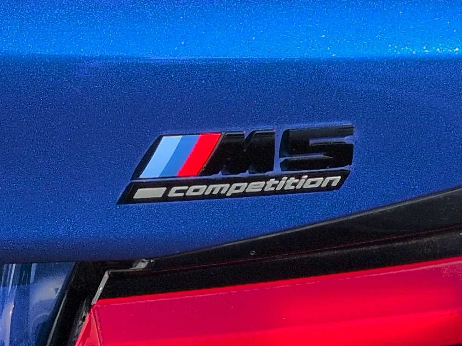 Thumbnail: 2023 BMW M5 - 12