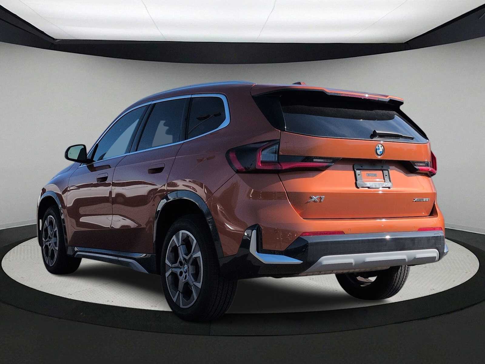Thumbnail: 2025 BMW X1 - 6