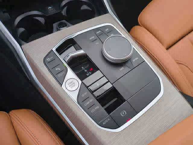 Thumbnail: 2025 BMW 3 Series - 18