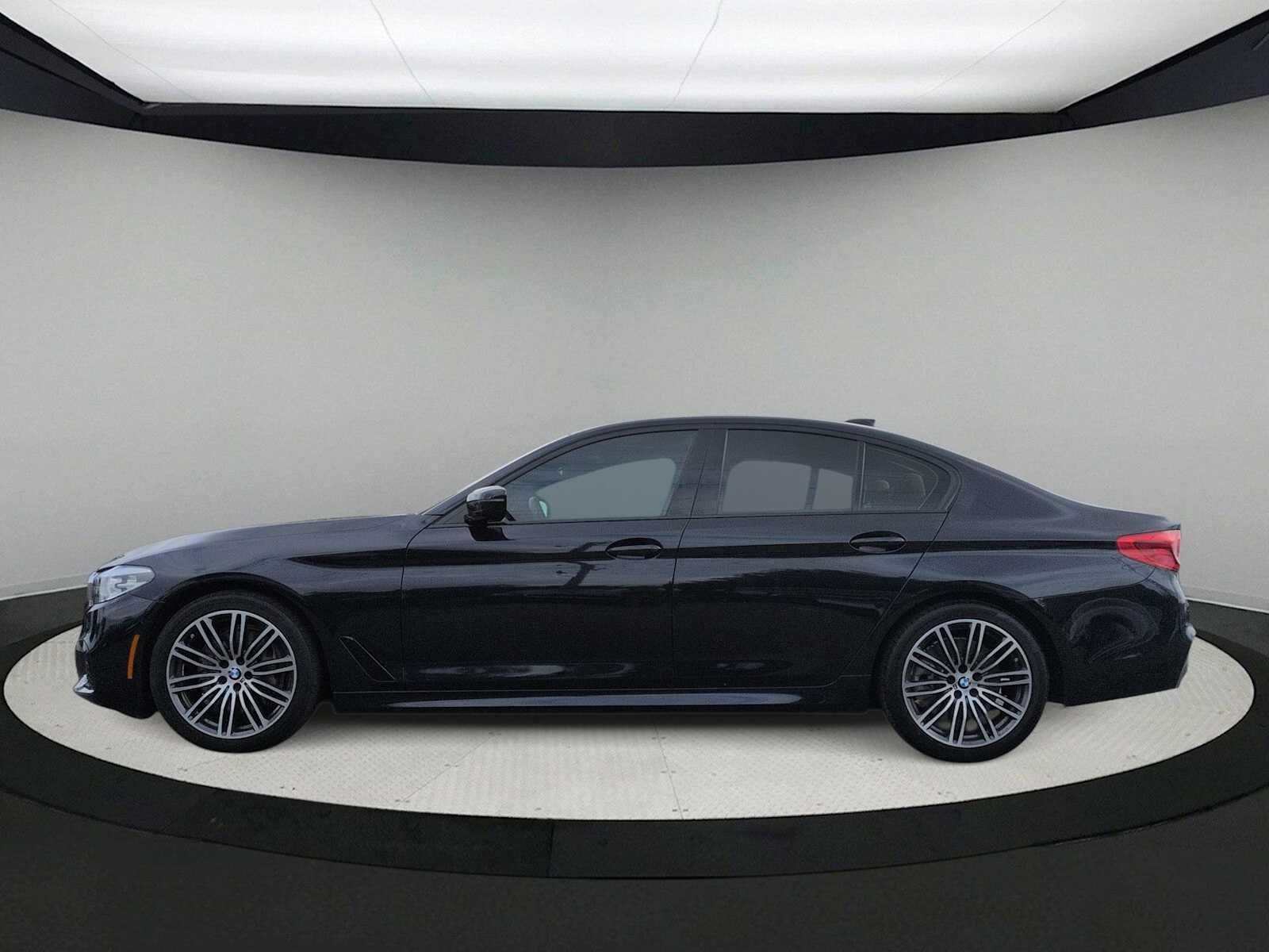 Thumbnail: 2020 BMW 5 Series - 5