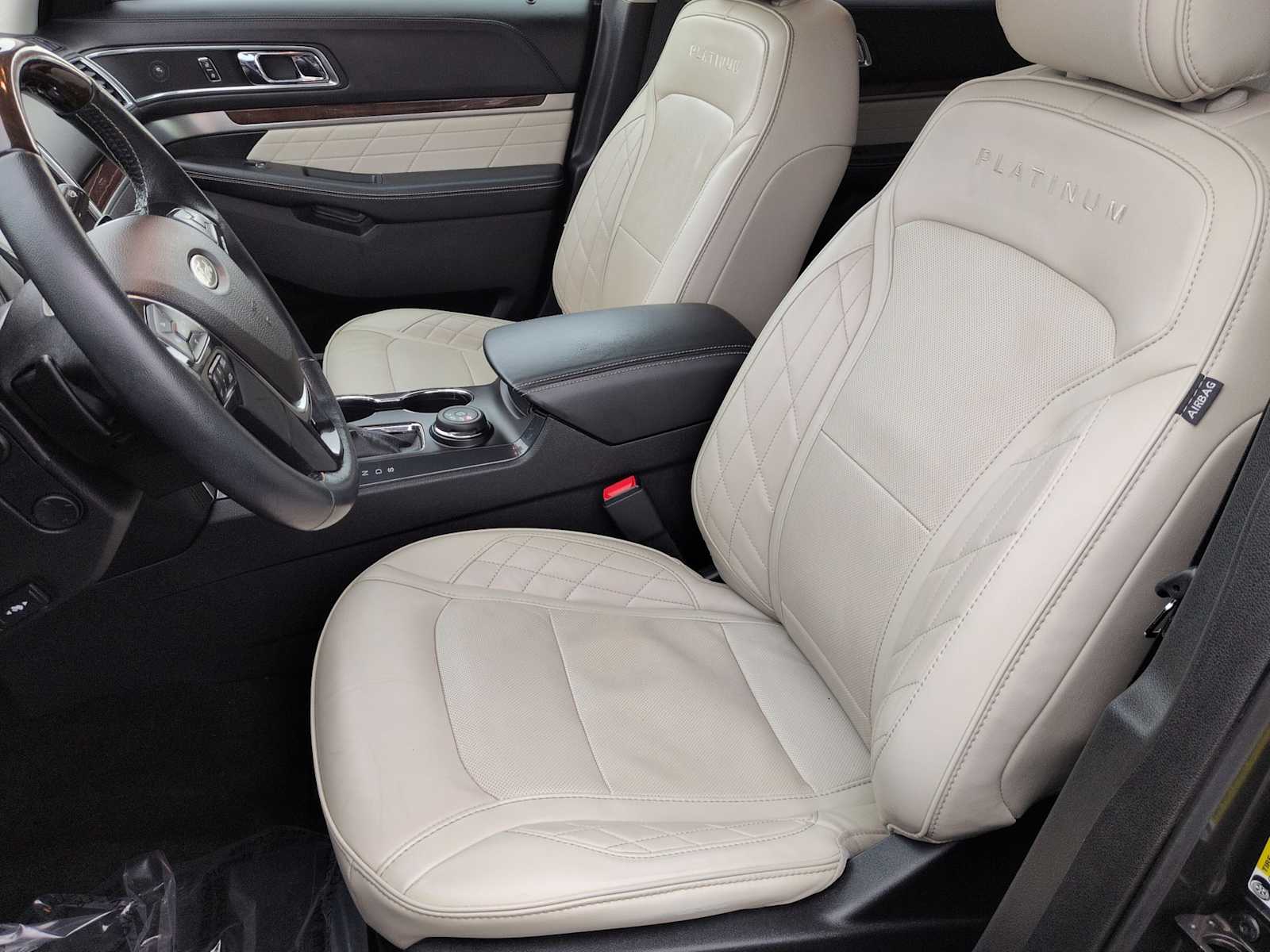 Thumbnail: 2017 Ford Explorer - 17