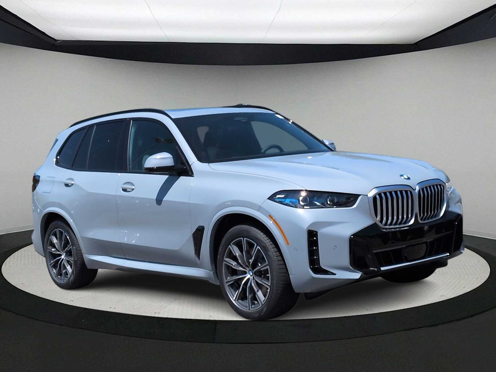 Thumbnail: 2026 BMW X5 - 2