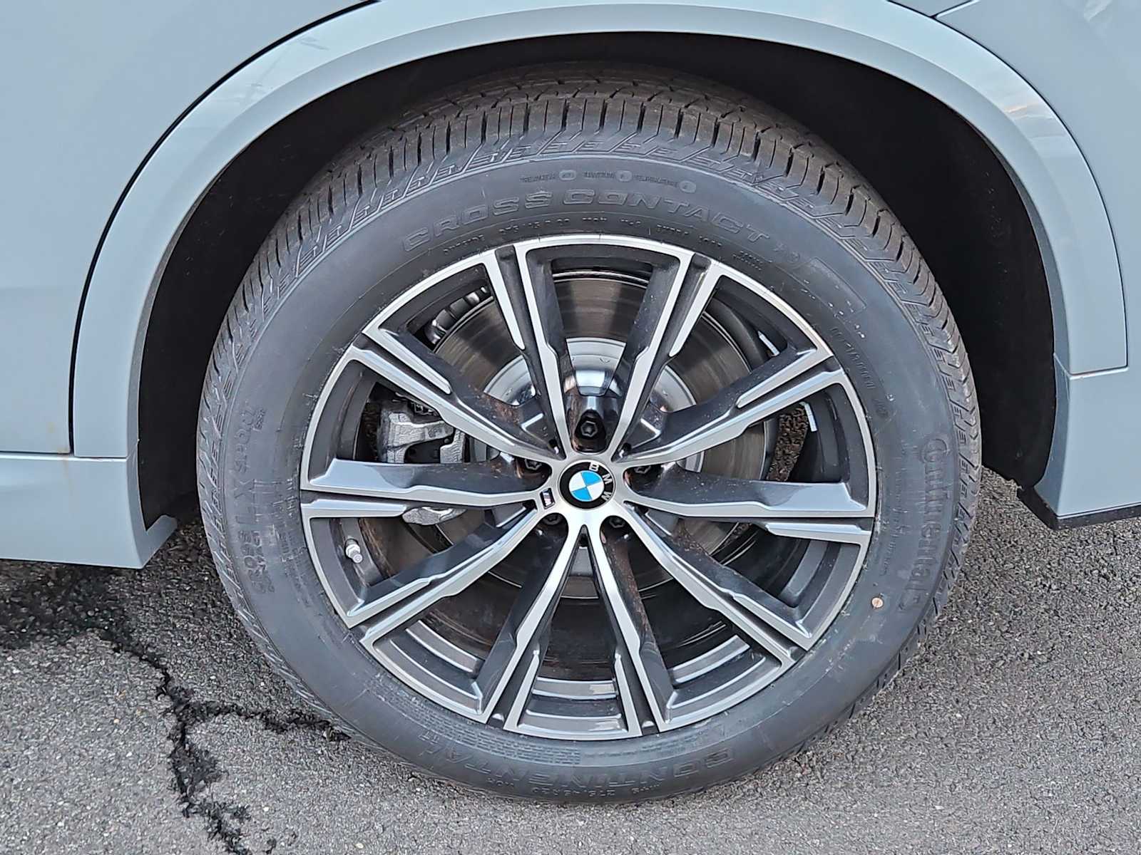 Thumbnail: 2026 BMW X5 - 14