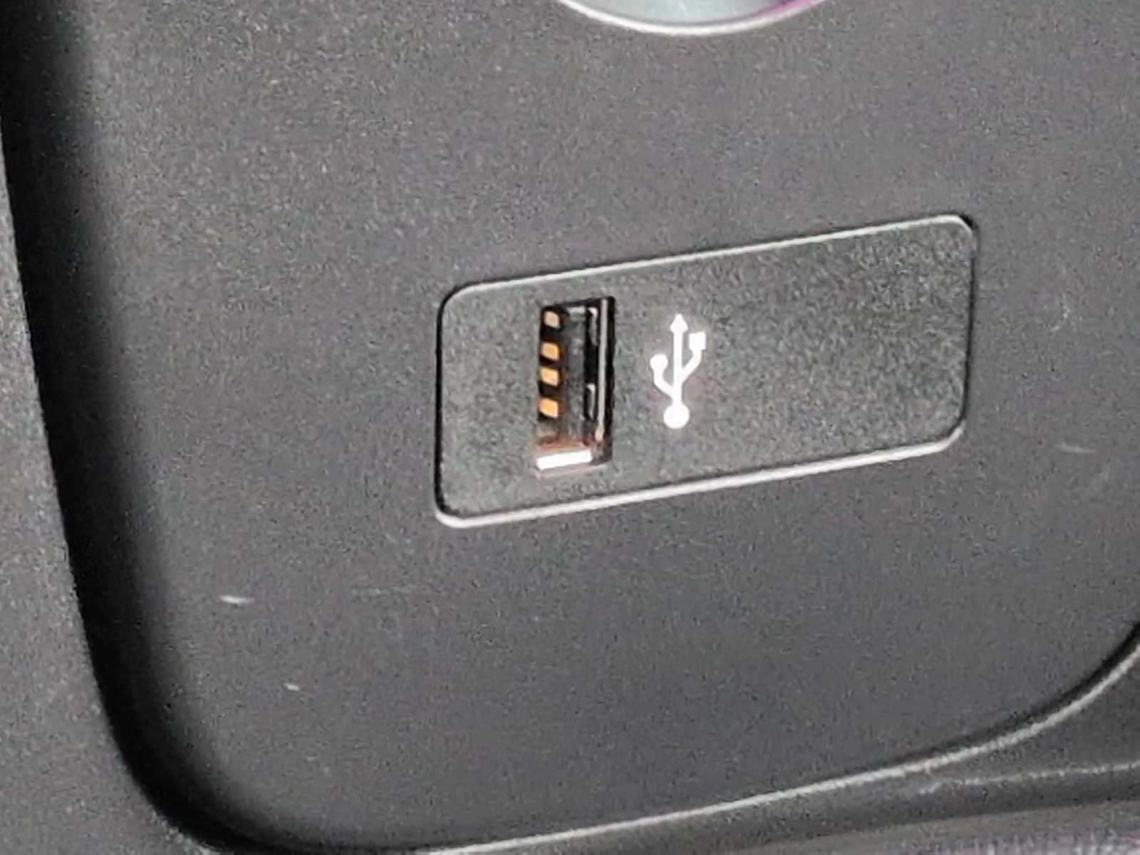 Thumbnail: 2024 MINI Cooper Convertible - 32