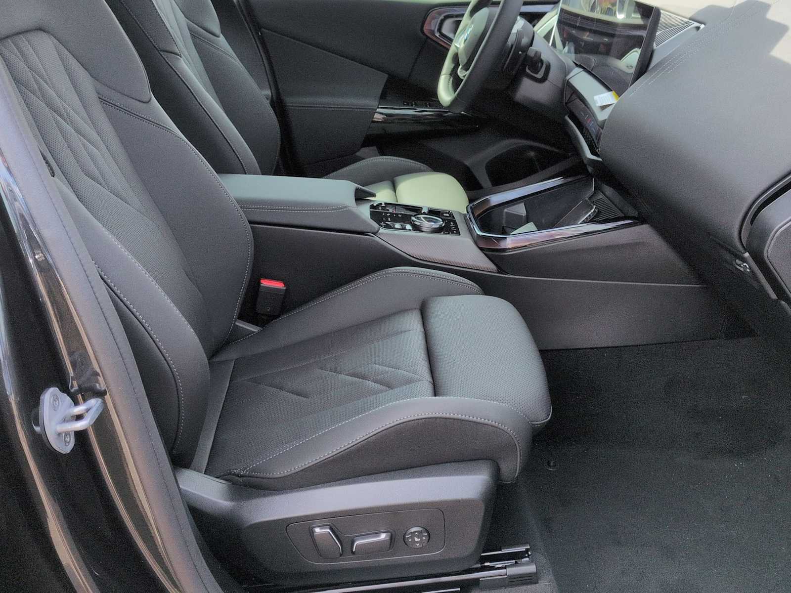 Thumbnail: 2026 BMW X3 - 22
