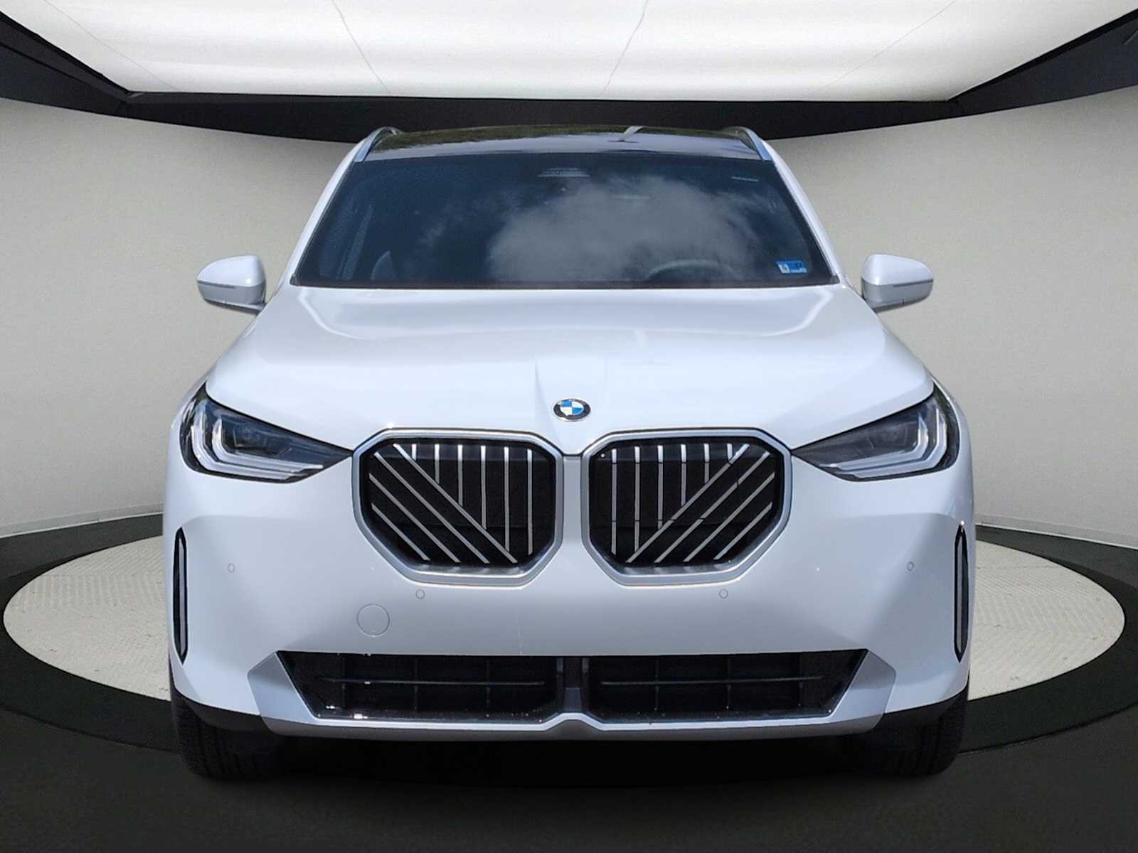 Thumbnail: 2026 BMW X3 - 3
