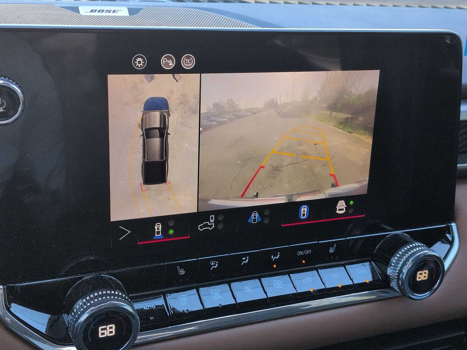 Thumbnail: 2024 GMC Canyon - 31