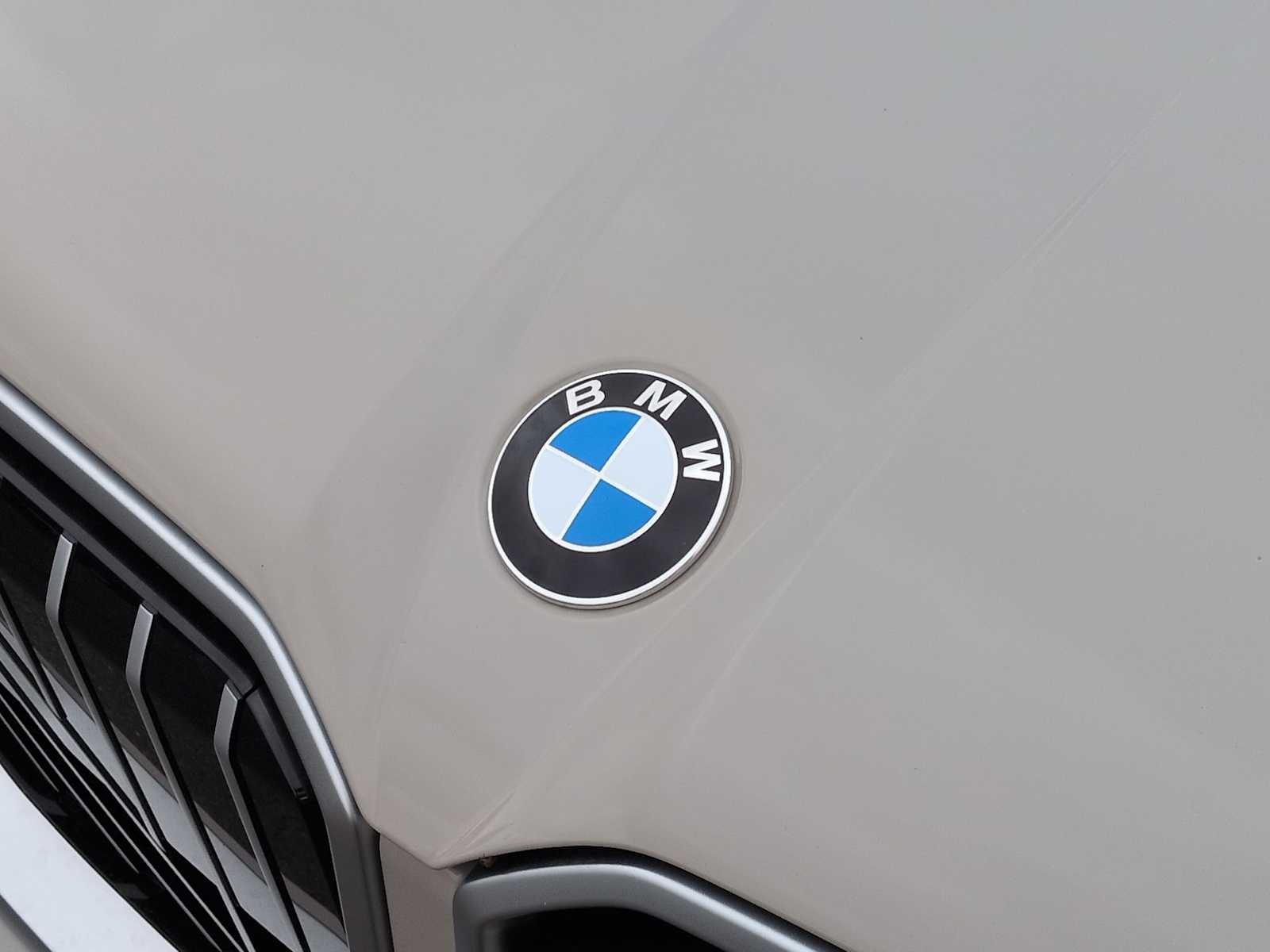 Thumbnail: 2025 BMW X3 - 12