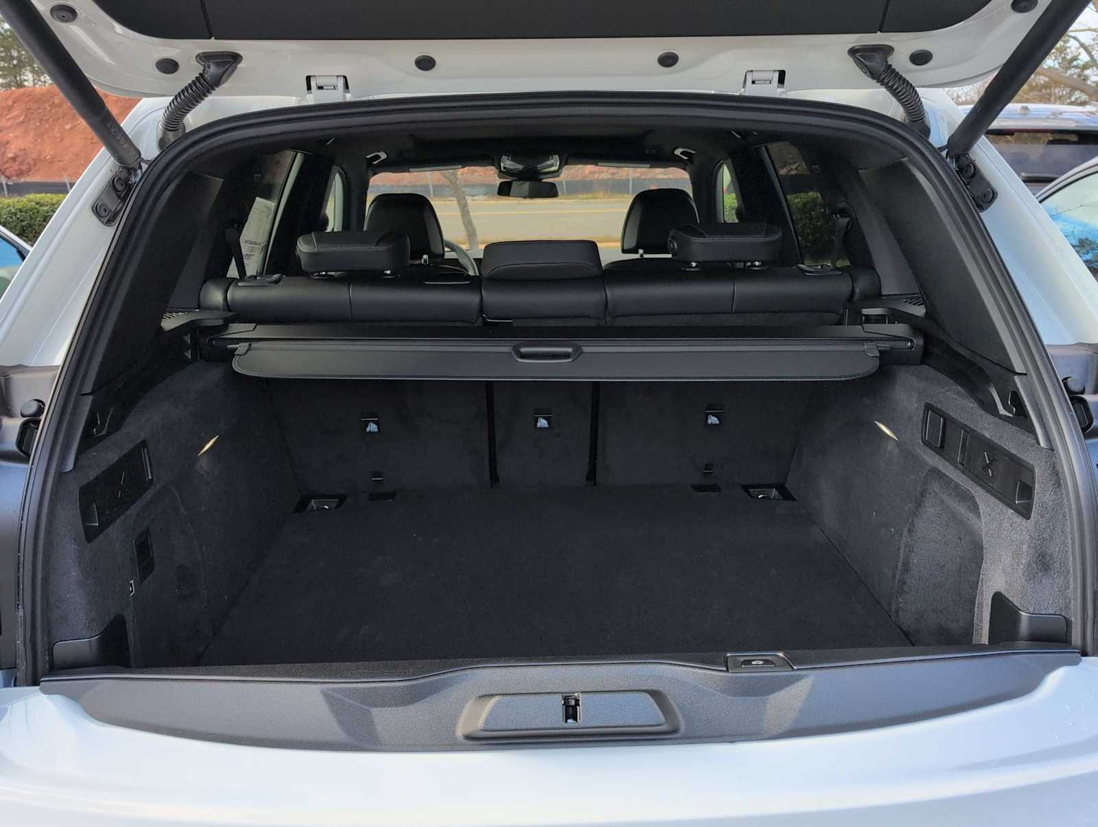 Thumbnail: 2026 BMW X5 - 34