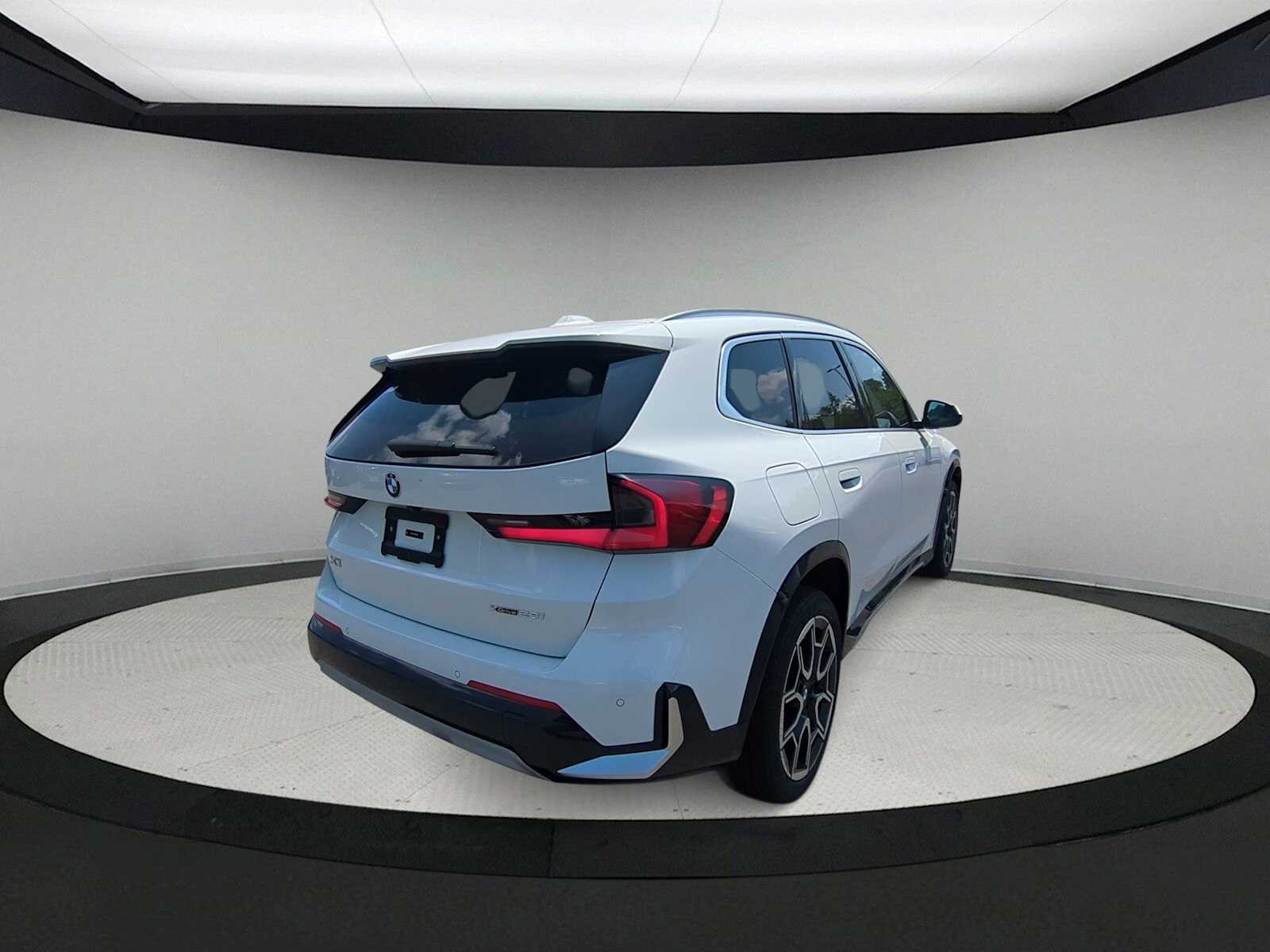 Thumbnail: 2025 BMW X1 - 8