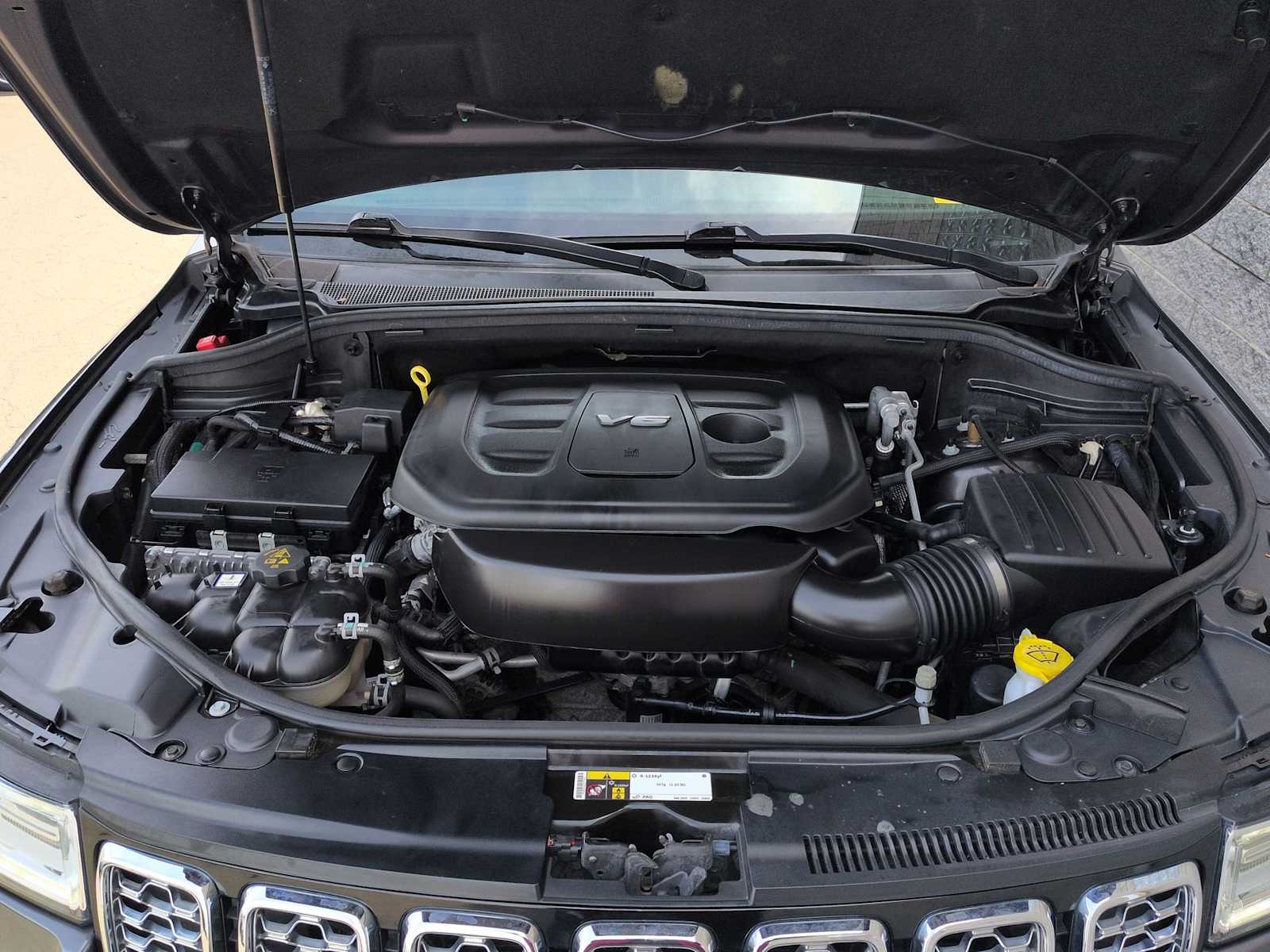 Thumbnail: 2018 Jeep Grand Cherokee - 15