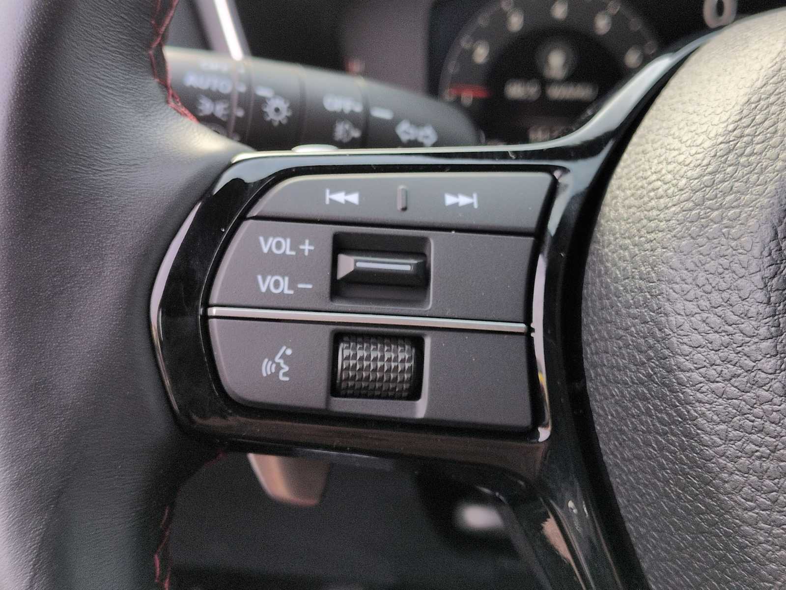 Thumbnail: 2025 Acura Integra - 26