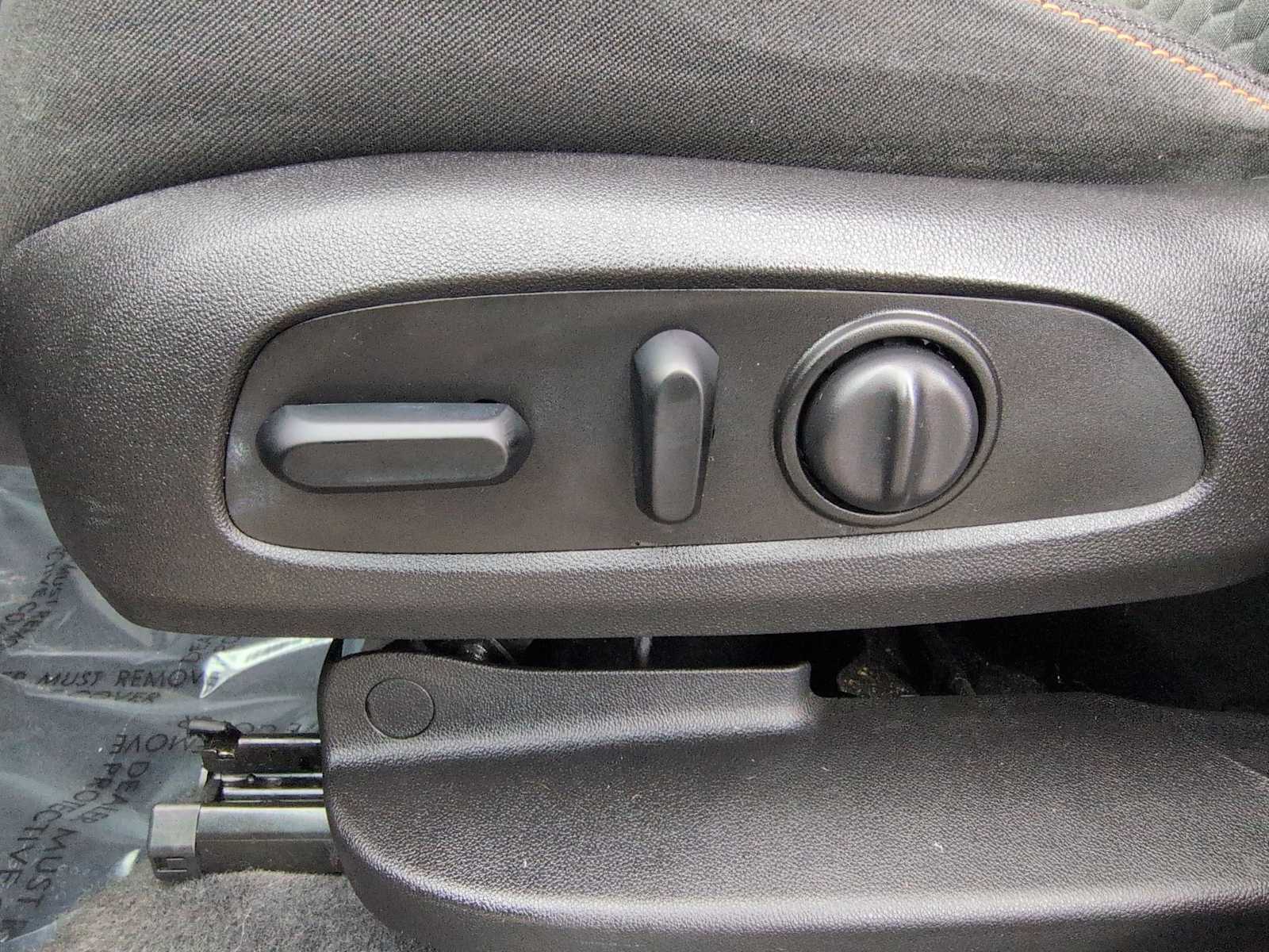 Thumbnail: 2019 Chevrolet Equinox - 18