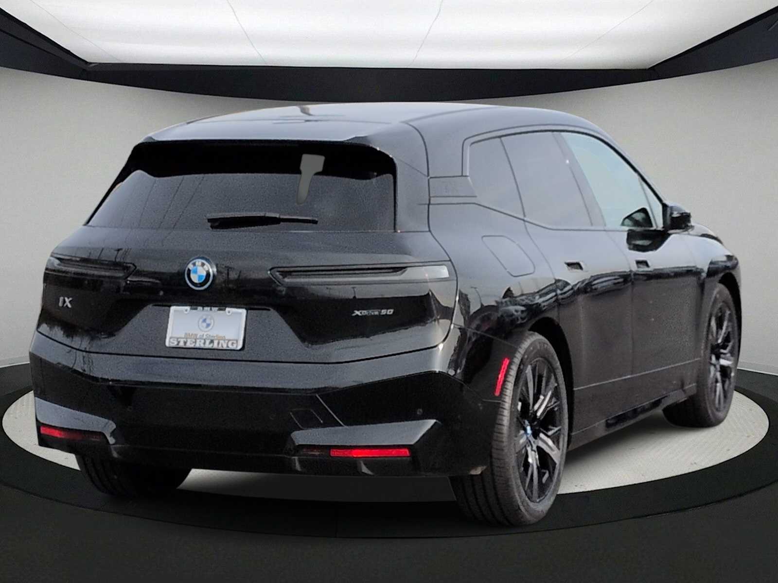 Thumbnail: 2025 BMW iX - 8