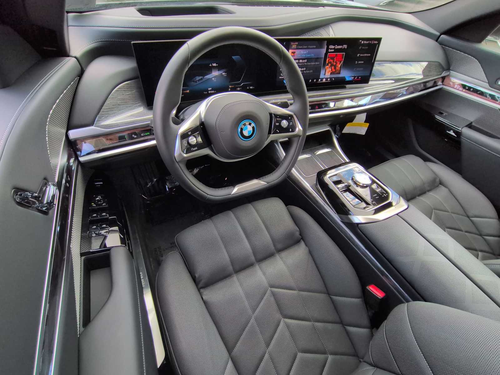 Thumbnail: 2025 BMW i7 - 10