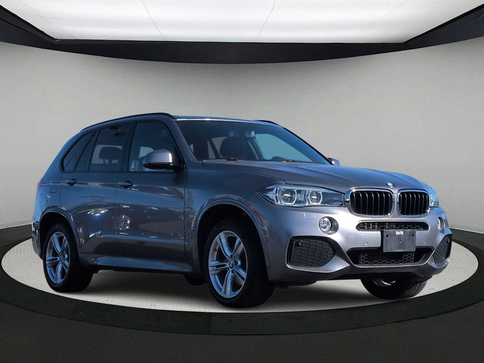 Thumbnail: 2015 BMW X5 - 2