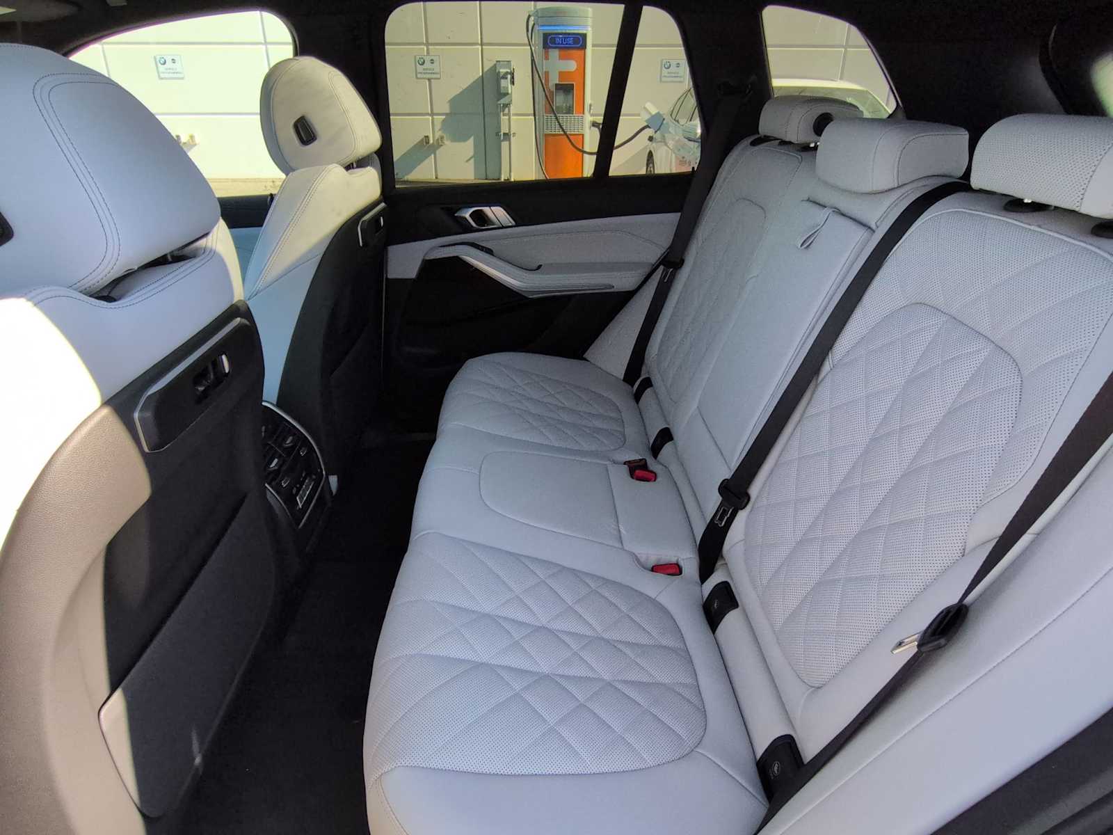 Thumbnail: 2026 BMW X5 - 21