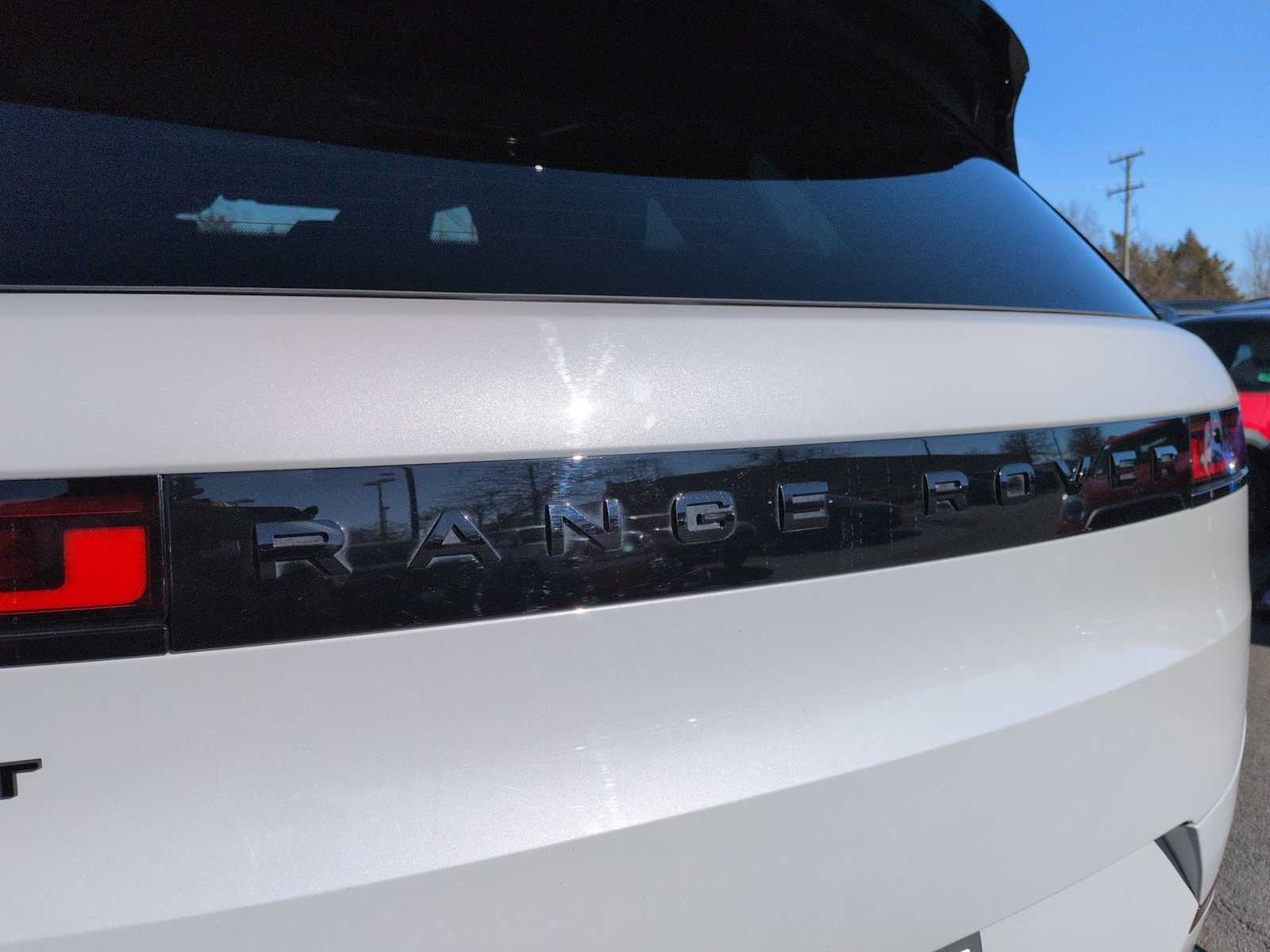 Thumbnail: 2025 Land Rover Range Rover Sport - 12