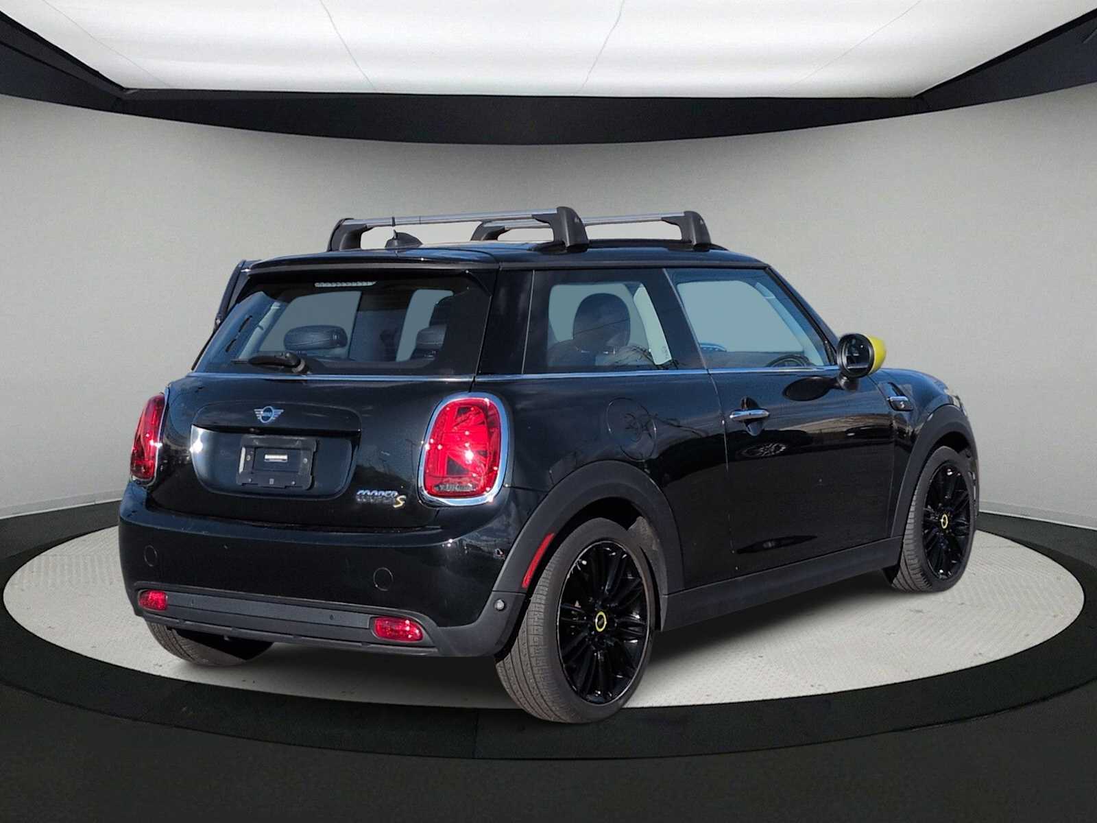 Thumbnail: 2024 MINI Cooper Hardtop - 8