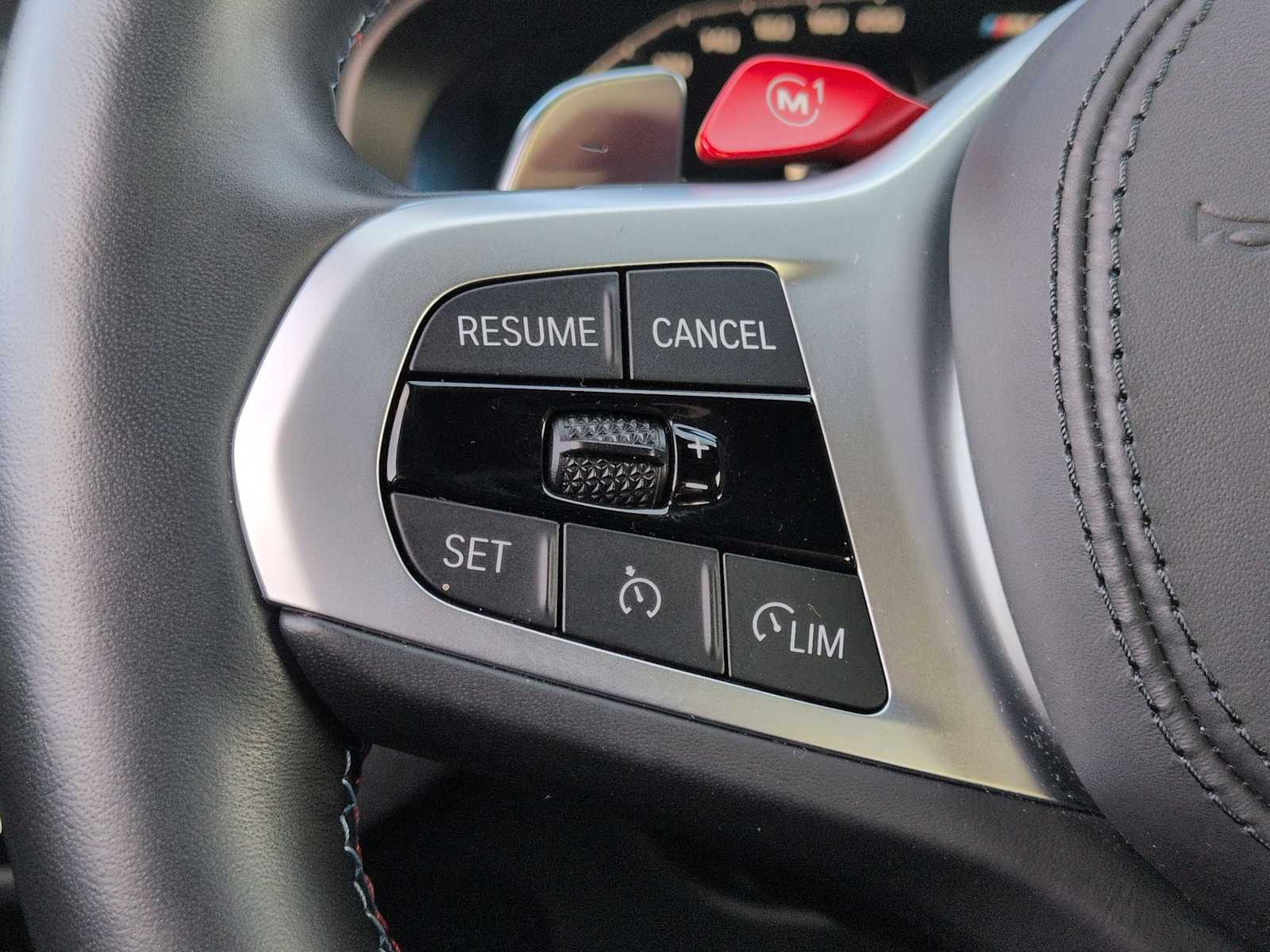 Thumbnail: 2023 BMW M5 - 24