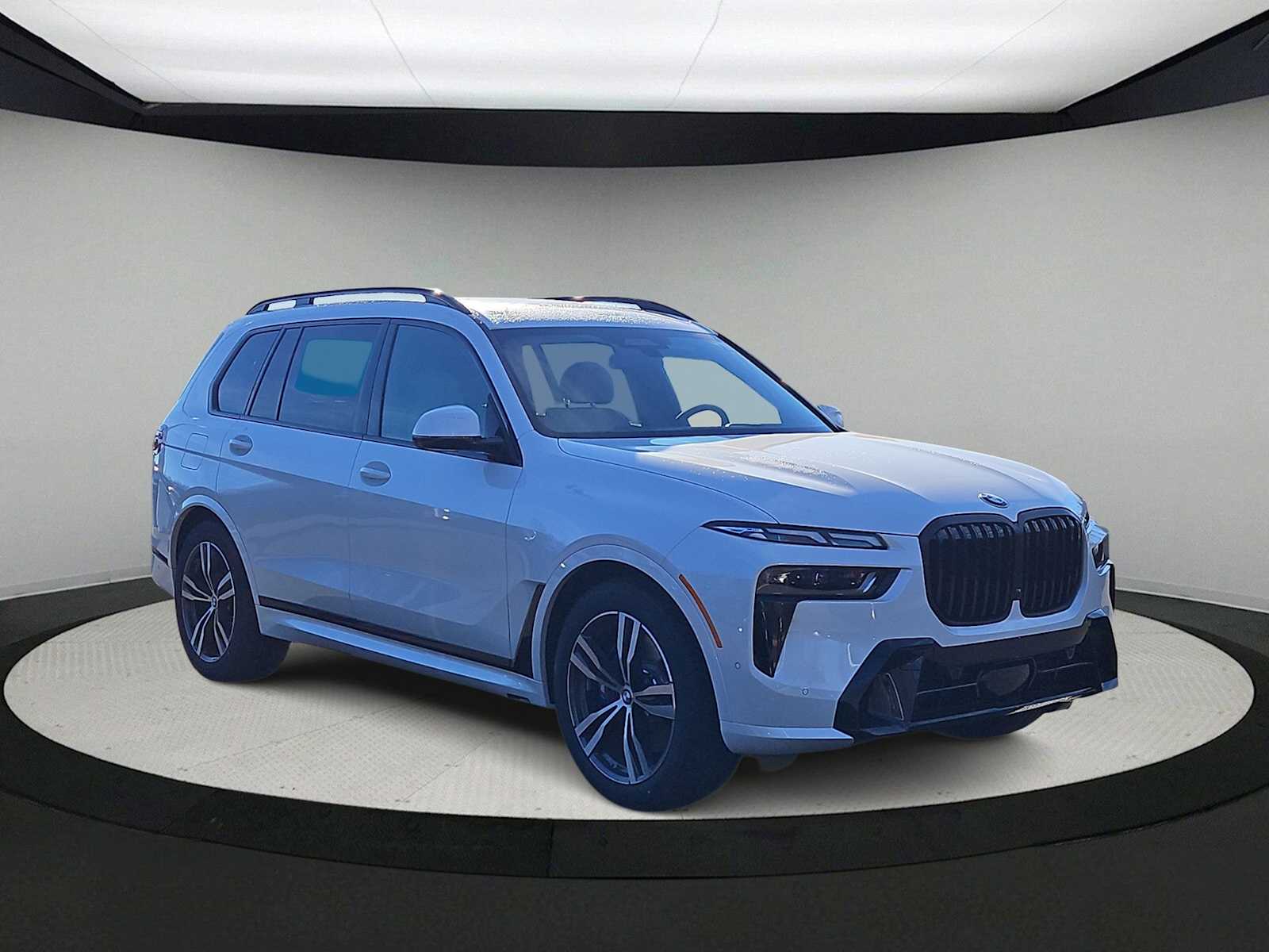 Thumbnail: 2026 BMW X7 - 2