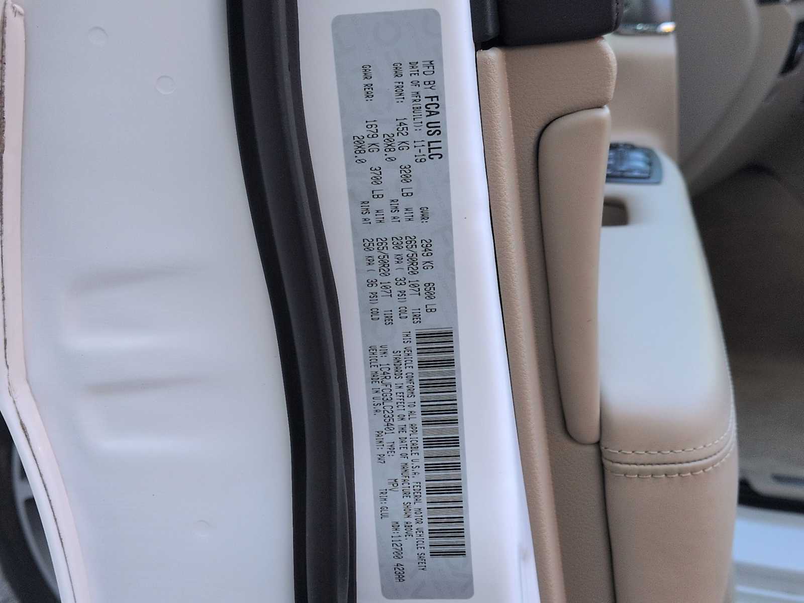 Thumbnail: 2020 Jeep Grand Cherokee - 40