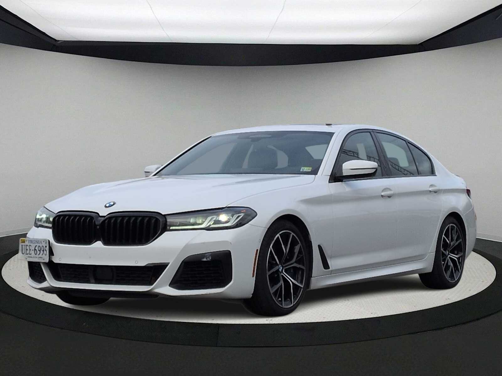 Thumbnail: 2021 BMW 5 Series - 4
